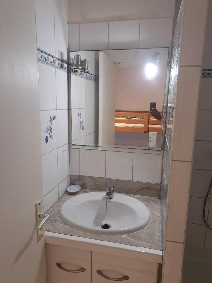 Studio Cosy Les Pieds Dans L'Eau A L'Autre Bord لو مول المظهر الخارجي الصورة